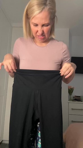 If you love feeling festive, you need to see these! 🤩🎄 Experience our Christmas Leggings with all-day comfort that feels as good as it looks! Soft, cheerful and beautifully made, they're perfect for coffee catch-ups, sofa days and all those family moments this season. 💖 Super-soft fabric for all-day festive comfort 💃 Flattering fit with no digging or rolling 🎄 20 limited designs in sizes 6-30 💫 UK-based with free delivery Trusted by thousands of ⭐⭐⭐⭐⭐ reviewers. Shop your favourites before