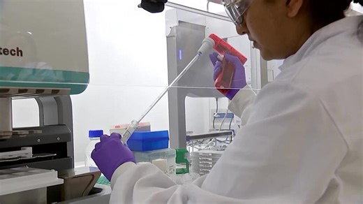 GSK cancer, HIV drug sales lift 2025 outlook in boost to stock