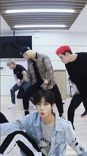 Stray Kids dance practice//Han version🕺🏻🥳#straykids #hanjisung #skz #straykidsedit #leeknow