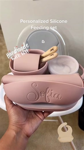 Personalized Silicone Feeding Set: Best Gift for Babies
