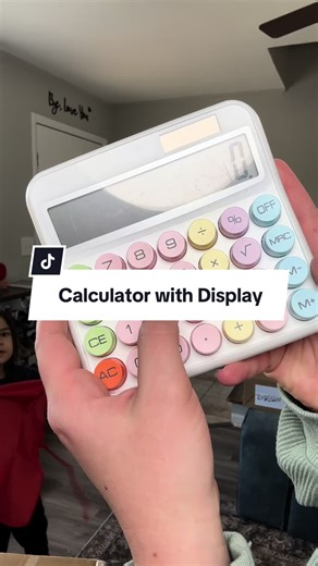 Tell me why a calculator just upgraded my entire desk setup 😂 The buttons are big and clicky, the display is super clear, and the pastel colors make it way more fun than a boring office calculator. Perfect for: ✔️ budgeting ✔️ bills & finances ✔️ homework / homeschool ✔️ anyone who loves aesthetic desk finds Also… it’s on major sale right now so yeah, I grabbed one. @FaddishDeals #tiktokshopcreatorpicks #newarrivalsurge #tiktokshopjumpstartersale