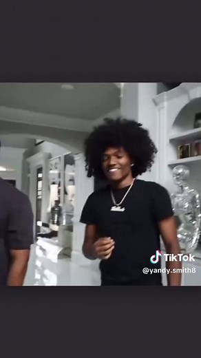 #bloomingdales #yelles #yandysmith #love #yandysmithharris #yelleskincare #friends #sing #baby #chirldren