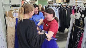 'Project Prom' helps nearly 200 teens find their perfect dress, suit