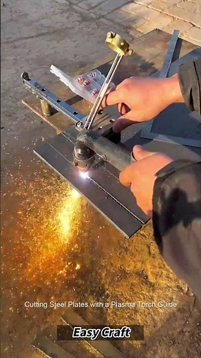 Cutting Steel Plates with a Plasma Torch Guide