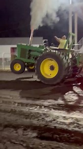 Sac City Iowa Farm Stock pulls | Farm Stock Tractor Pullers