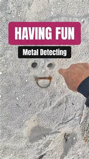 Having Fun While Metal Detecting! 😆