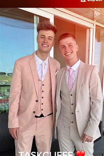 Team Taskcliffe all the way @Lee Hinchcliffe @Joe Tasker #fyp #getmylikesbackup #getmyviewsbackup #bestfriends #besties❤️