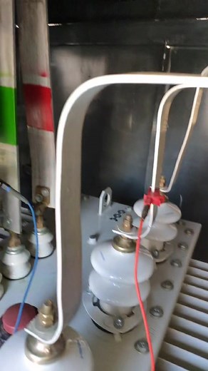 Как проверить мегомометр: измерение изоляции и коэффициента абсорбции