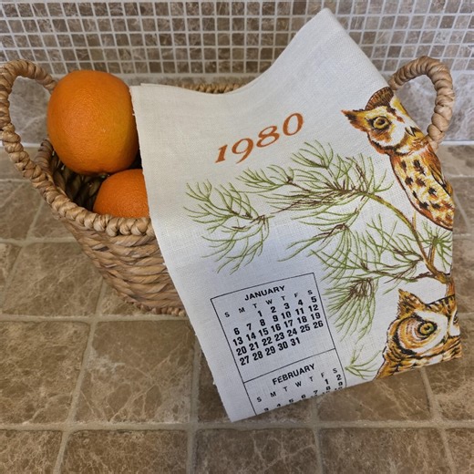 Vintage 1980 Calendar Tea Towel, Owl Kitchen Towel, 1980 Birth Year Gift, Woodland Owl Decor, Vintage Linen Kitchen Towel - Etsy