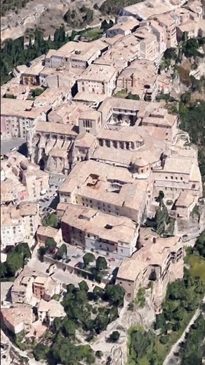 Hanging Houses of Cuenca, Spain 🇪🇸 |A City on the Cliffs