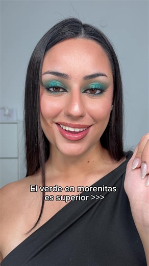 Descubrí un nuevo color fav✨💚 ¿No les parece que el verde resalta un montón nuestros ojos y color de piel? Yo ame #makeup #makeuptutorial #argentina🇦🇷