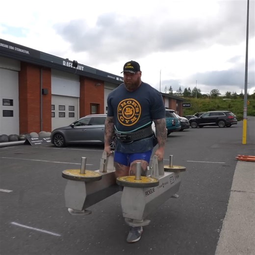 41K views · 430 reactions | Normal Training Session at Thor's Power Gym  | Hafþór Júlíus Björnsson - The Mountain | Facebook