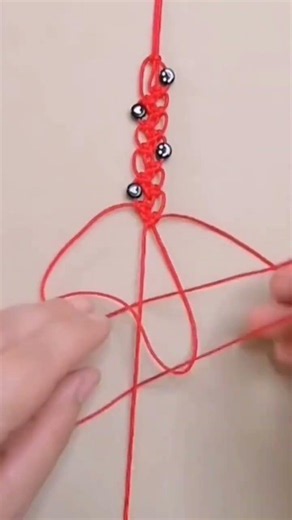 TUTORIAL 👆 Pulsera de Hilo tejida en macramé
