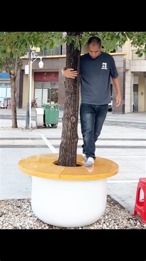 how to make a table on a tree trunk#shorts#short#trending#unique#fyp