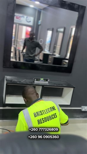 Patrick Cuts: International Barbershop Experience