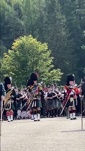 HERE THEY COME! Beautiful Marching with Magical Bagpipe Sound 😍🤍🏴󠁧󠁢󠁳󠁣󠁴󠁿💙