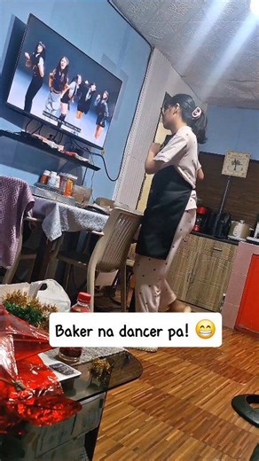 Seguradong mapapaindak din ang makakatikim ng kanyang binake. 😁 | Bonna Aquino & Family