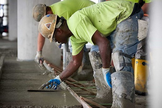 What Kind of Gloves for Concrete Work? | Work Gearz
