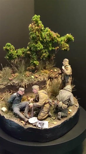 Небольшая диорама "Разведопрос". #ww2 #моделизм #diorama