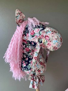These Harper the Happy Hobby Horses by Shazz McHarry are breathtaking! https://www.funkyfriendsfactory.com/hobby-horse-sewing-pattern | Funky Friends Factory