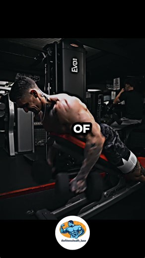 Bulking | Muscle-Building | Workouts on Instagram: "Save and share this.. 4 exercises you need to grow your back 🏋‍♂️ Comment GROW to get the Free Lean Bulk Guide to gain size without getting fat."