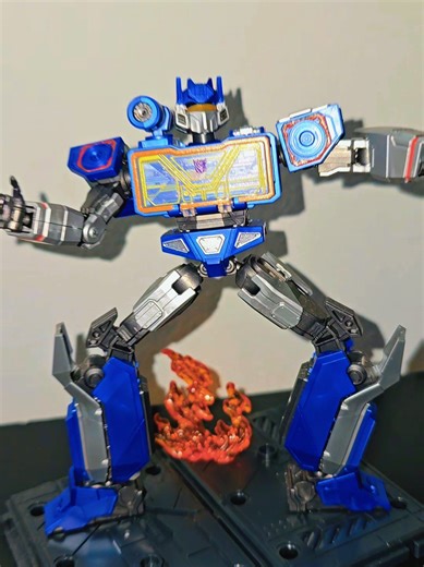 @blokees.official Transformers are becoming an addiction STOP ME PLEASE #collector #figtok #TRANSFORMERS #autobots #decepticons