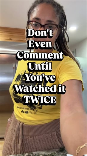 amandaseales on Instagram: "🧙🏽‍♀️✊🏽🍃"