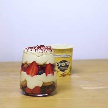 Recette "Tiramisu Fruits rouges" - Crème Vanille Bourbon Mamie Nova®