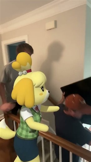 Isabelle Wynsten Female CGI Replaced Angry Dad Male Isabelle Smashed TV Animal Crossing: New Leaf