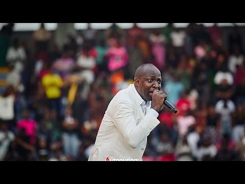Min. Dunsin Oyekan Brings Heaven Down At The Outpouring Lagos 2025 | Soaking Worship Experience