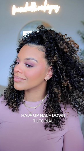 Achieve Fluffy Voluminous Curls with Suave Luscious Curls Line