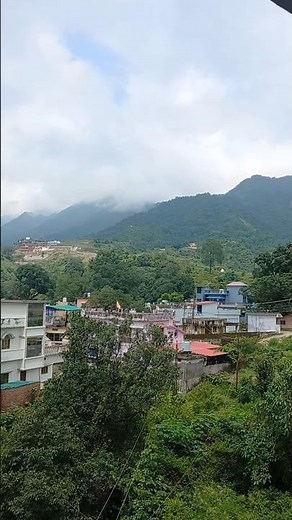 Mussoorie view #bindasladkii #mussorrie