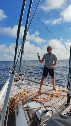 Hallberg-Rassy 54: Today we are going to hoist the Gennaker! #shorts