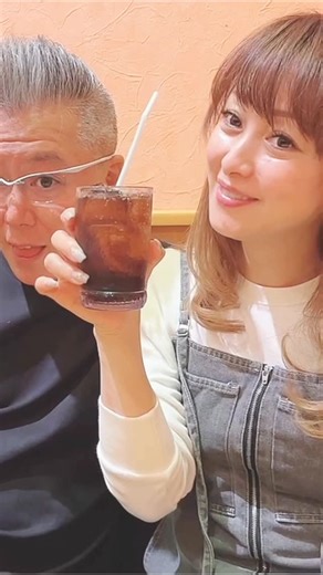 渡辺美奈代 on Instagram: "夫婦でサイゼリヤ 楽しむ様子❣️ #渡辺美奈代 #夫婦 #夜ごはん #サイゼリヤ #楽しむ"