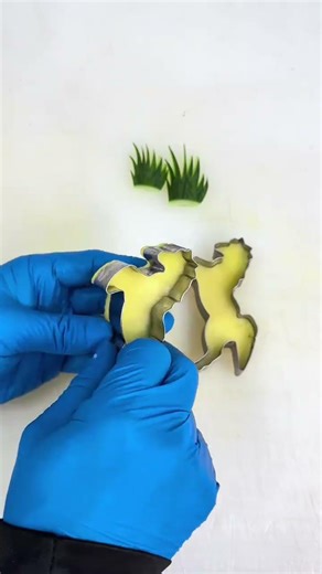 A simple dish arrangement tutorial for Little horses#Fruit and vegetable carving#Plati