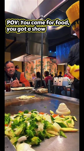 Spectacular Onion Volcano: A Culinary Show