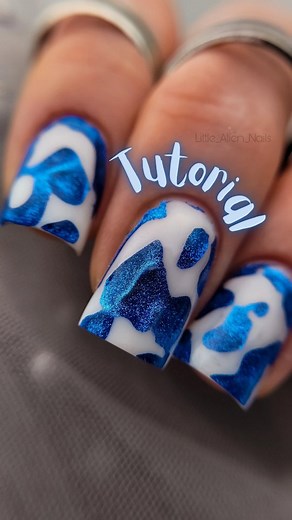 Nails, but make it art. 🎨💅✨ Obsessed with this blue abstract vibe! You can swap in any color powder to match your mood! 😎👌 🎥 Watch, try it, and thank me later 👽❤ #nailtutorial #nailart #ViralNails #LittleAlienNails | Littlealiennails