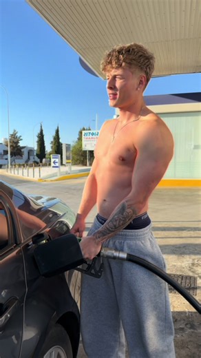 Should I fill it all the way up? | Filling In Eyebrows