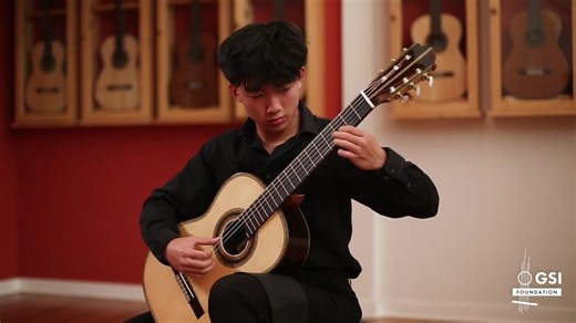 Here is Preston Hong performing Leo Brouwer’s “La Gran Sarabande” on a 2025 Gabriele Lodi guitar. #guitarsaloninternational #guitarist #guitartok #classicalmusic