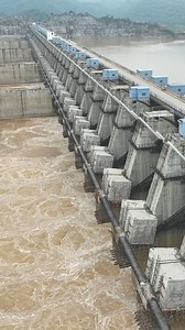 32K views · 643 reactions | Get an exclusive insight into the progress of the Gap-2 works at the Polavaram Multipurpose Project in Andhra Pradesh. This crucial phase involves the construction of an earth-cum-rock-fill dam, a key element in the project to enhance water management. #Polavaram #DiaphragmWall #PolavaramProject #irrigation #AndhraPradesh #meghaengineering | Megha Engineering and Infrastructures Ltd | Facebook