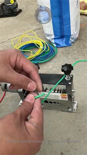 Small household electric wire stripping machine #Multi functional wire stripping machine ##f3fd7
