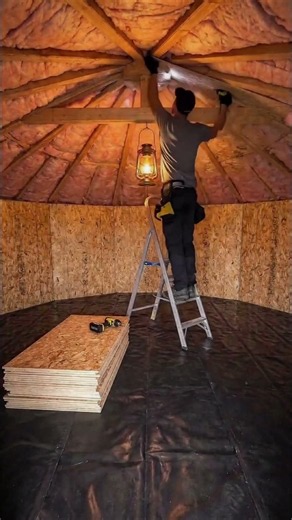 I built a traditional mini house from straw bales #offgrid #build #cozy #tinyhouse #cozy