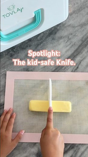 An Ad for our favorite kid safe kitchen tools. Tovla Jr. Complete Baking and Cooking Set. #tinychef