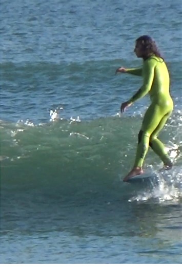 Riding my 9’6 Sanowatu from my sponsor @Bennett Sheppard Doheny State Beach 🎥 @leahmcphail #surfing #longboarding #longboardstyle #surf #socalstyle