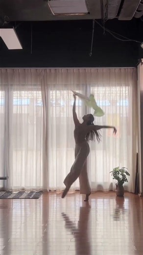 Discover the Timeless Elegance of Guanshan Wine Dance