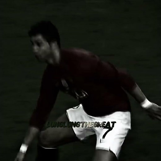 Why is bro shooting from there 😭🙏#football #edit #shorts #ronaldo #manchesterunited