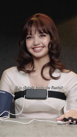 Cuando se trata de festejar a lo grande @lalalalisa_m tiene una rival: su madre. Lisa recuerda la celebración de su cumpleaños número 29 mientras se somete al Detector de Mentiras de Vanity Fair. Mira el vídeo completo con la estrella de nuestra edición de verano en el enlace en la bio. Director @jackiedirects DP @ajyoungdp Editor @likachuu Productor @emebeitbeyene Operador de cámara @eddagonz @nicky_sox Gaffer @nicky_sox Audio @gloisblue