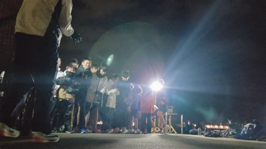 F.K.C on Instagram: "本日も5分間走！ この5分間走 目標(あそこまでは、いく！) 時間を確認してペースアップやペース維持 ラストあげて目標より先へ！ チームの選手の強さの源です！ 終わったら追い越しそう1本！ 前を追いかけ 後ろから逃げて 寒いなか みんないい走りでした✨️ #FKC#陸上#クラブチーム #福山市#練習走る仲間 FKCアスリートロード 中学生小学生 応援してサポート 駅伝マラソン大会 全中陸上競技 チーム入り募集中 楽しく強くなれる 速くなれる変わる姿 このチームでよかった チャンスの順番 followいいね"