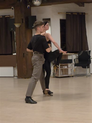 Mastering Ballroom Dance Techniques