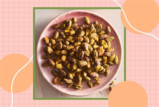 3 Nuts with More Protein Than an Egg, Recommended by a Dietitian